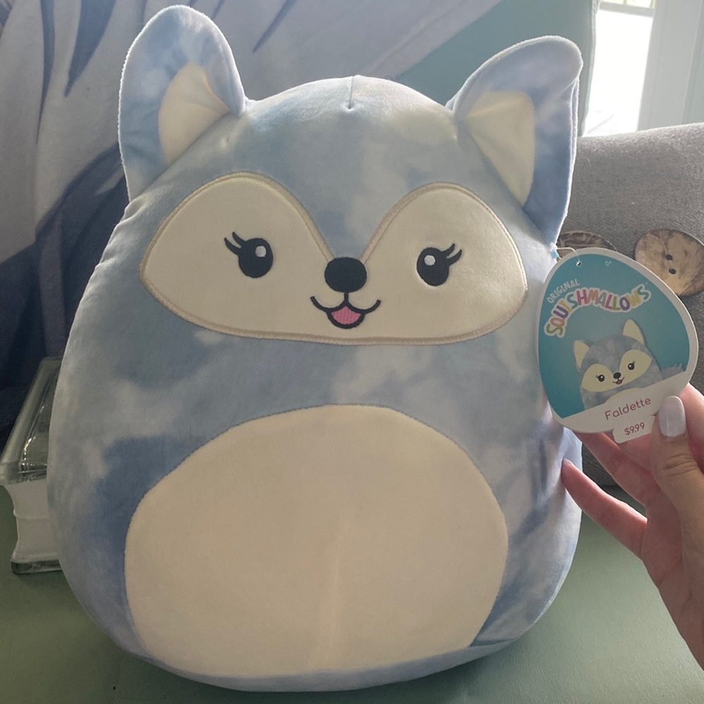 Faldette squishmallow